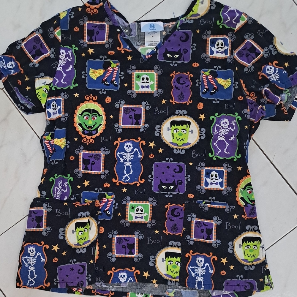 Smart Scrubs Halloween Print Top - Black and Purple